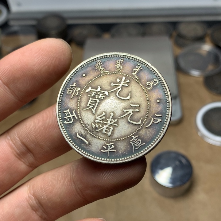 陶直接去拍大头龙忙