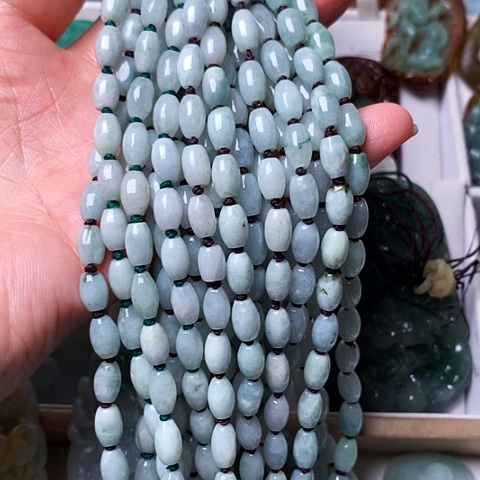 翡翠未镶嵌颈饰翡翠链子