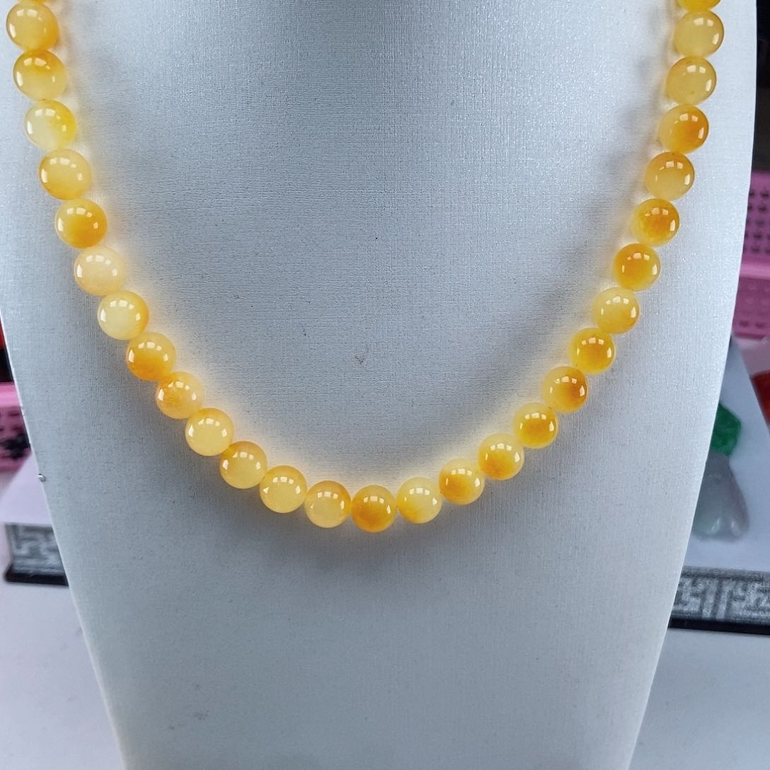 翡翠颈饰未镶嵌项链