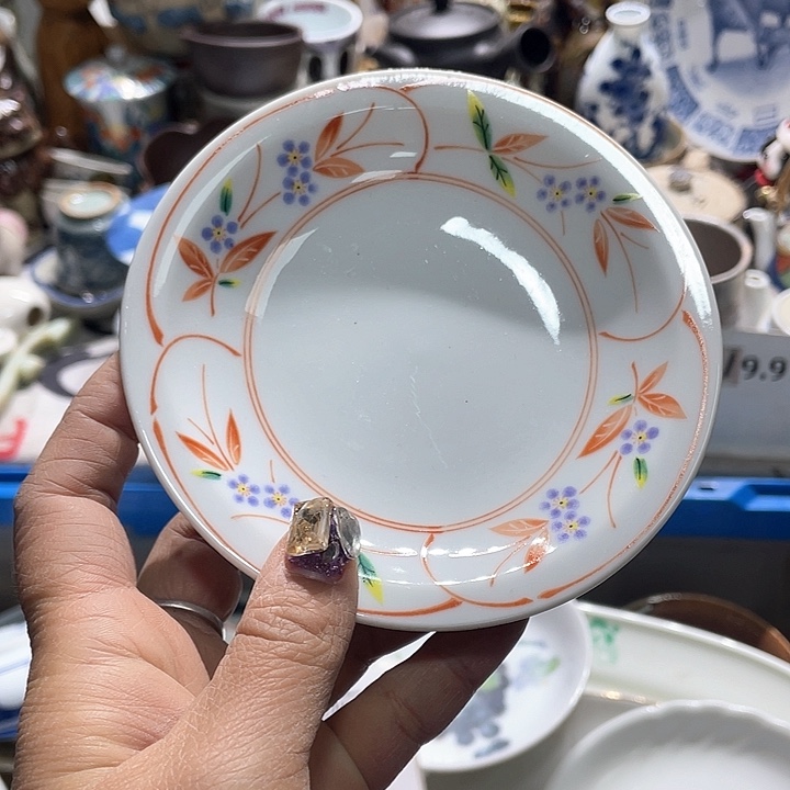 瓷片这种东西就是因为纸没有人