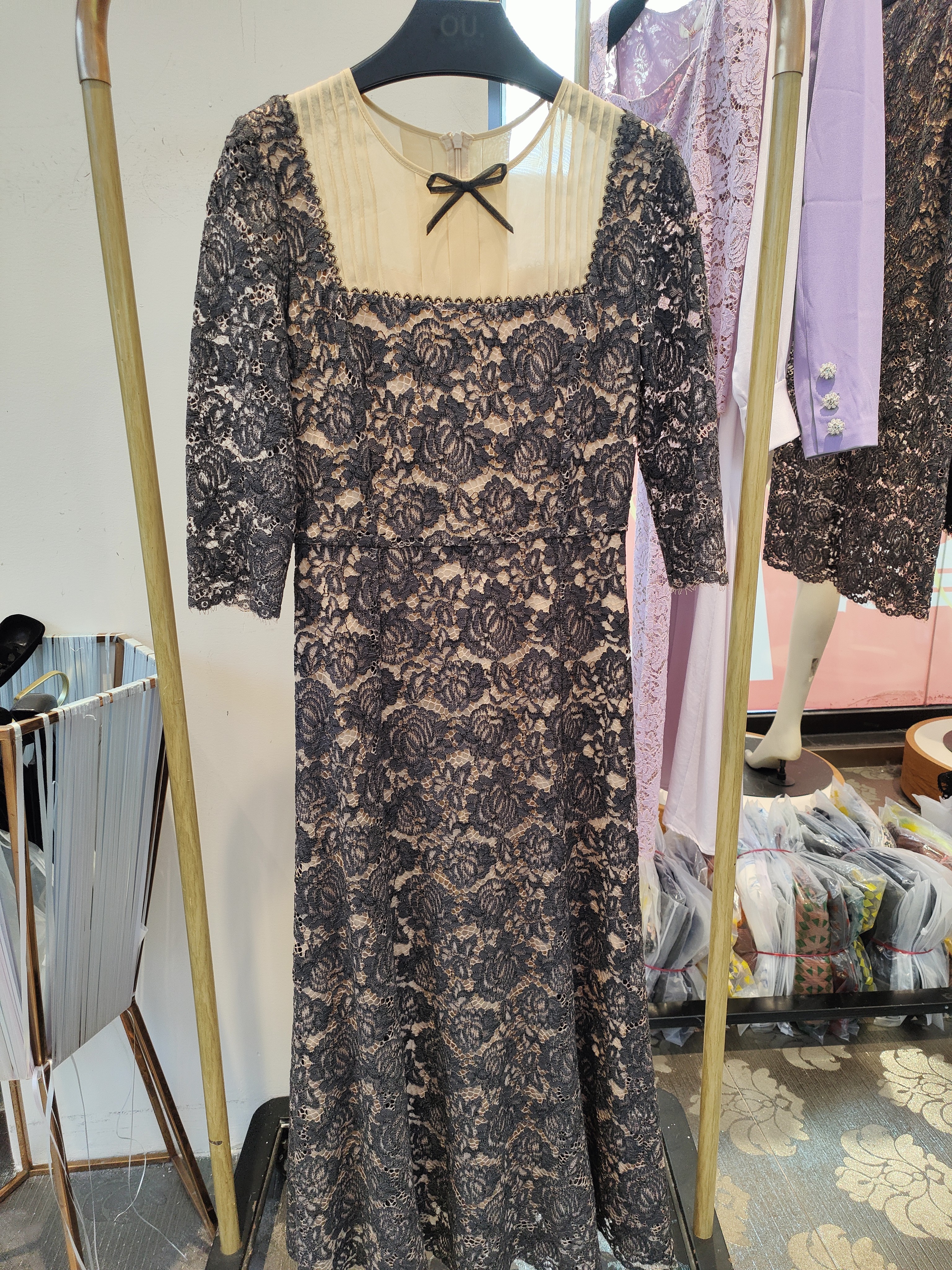 欧点女士1122410388蕾丝拼色优雅气质连衣裙