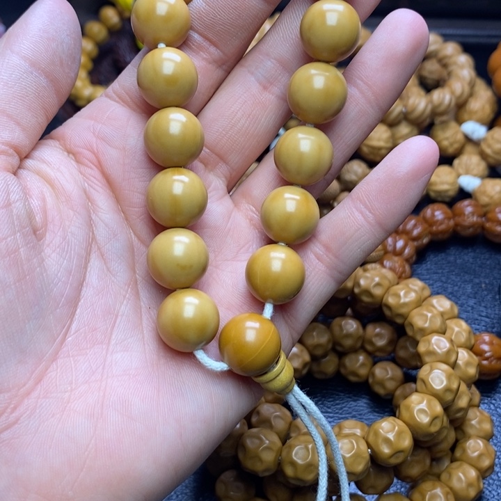 猴头核桃手串猴头