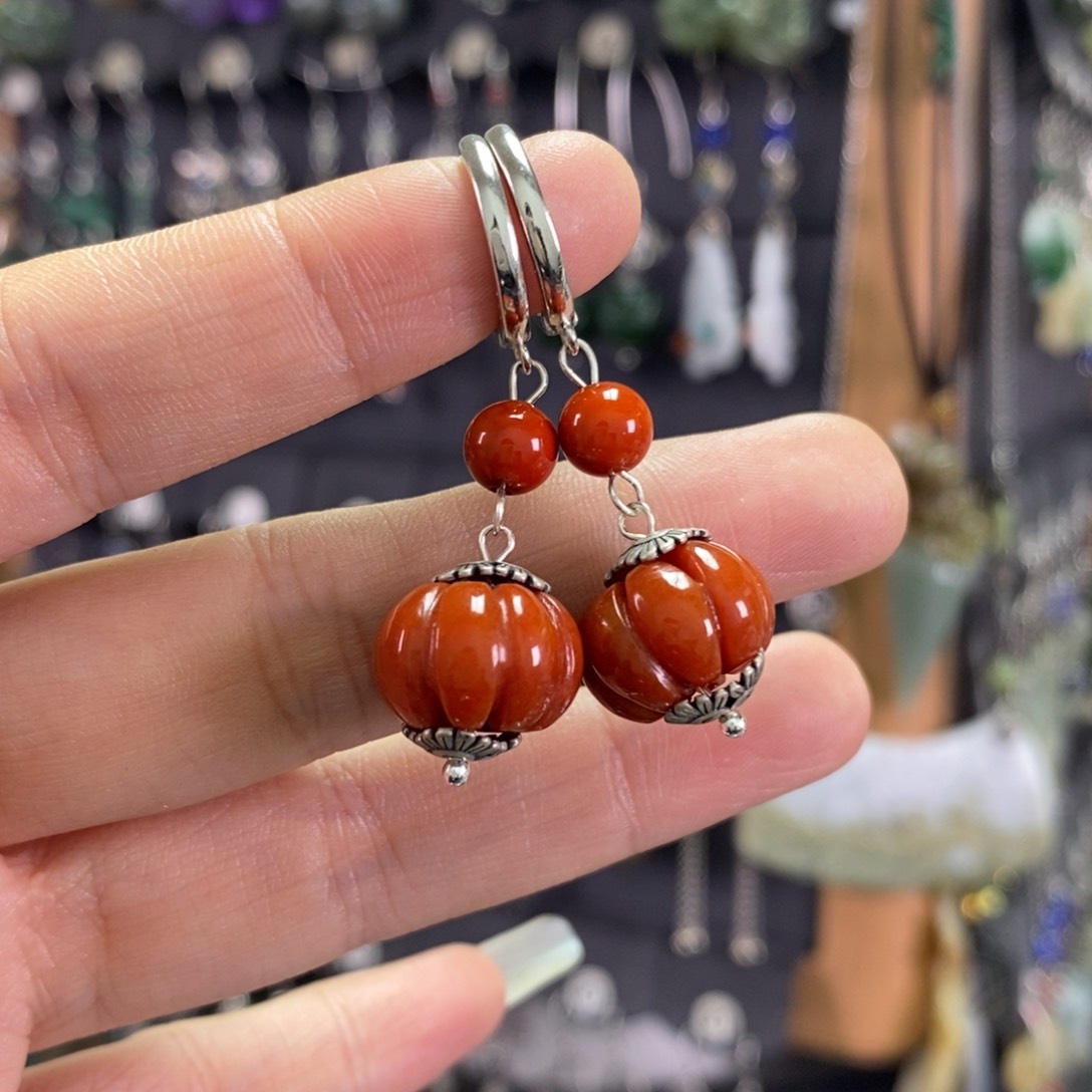 翡翠耳饰银S925镶嵌烧红翡耳坠