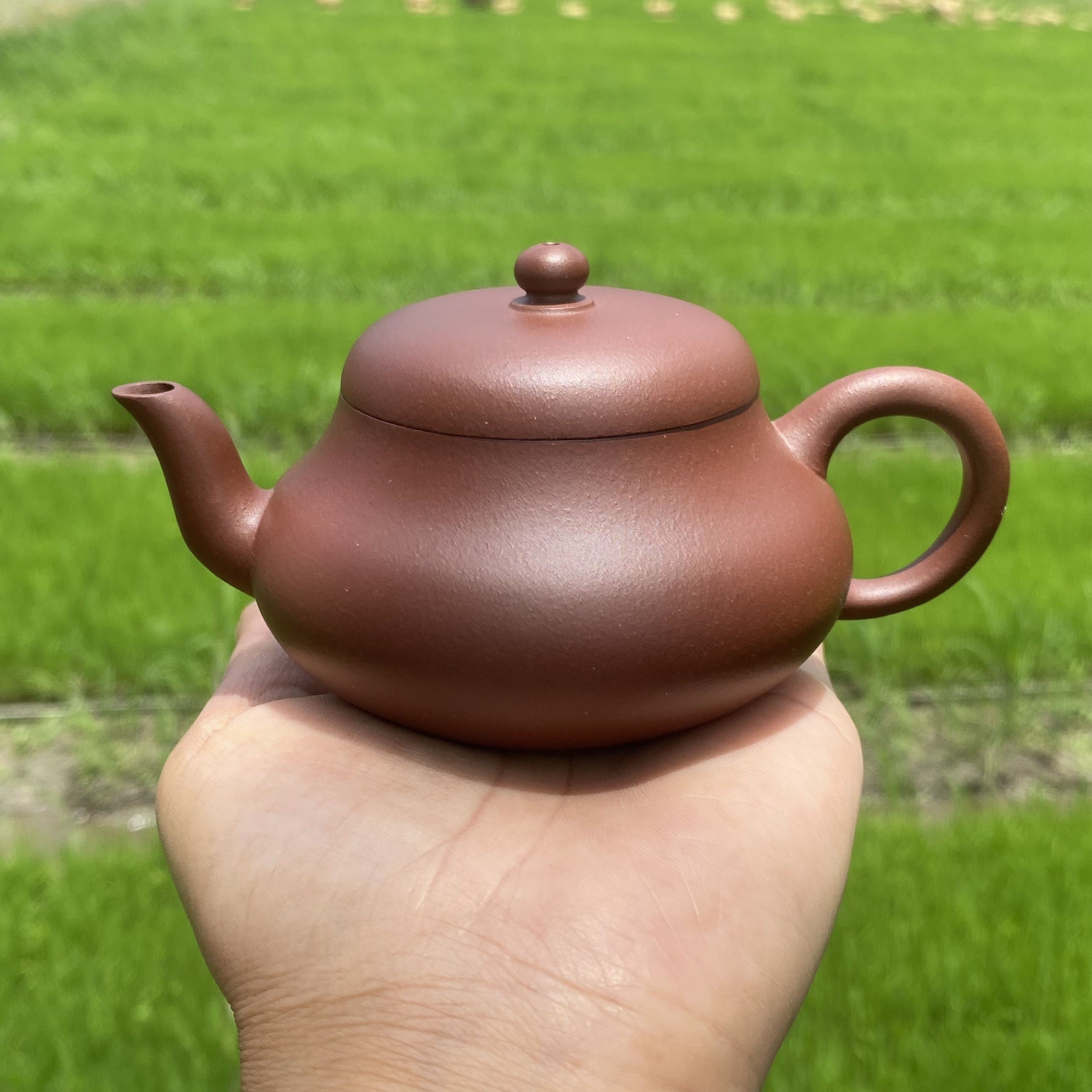 君德壶容量150cc，底槽清泥料