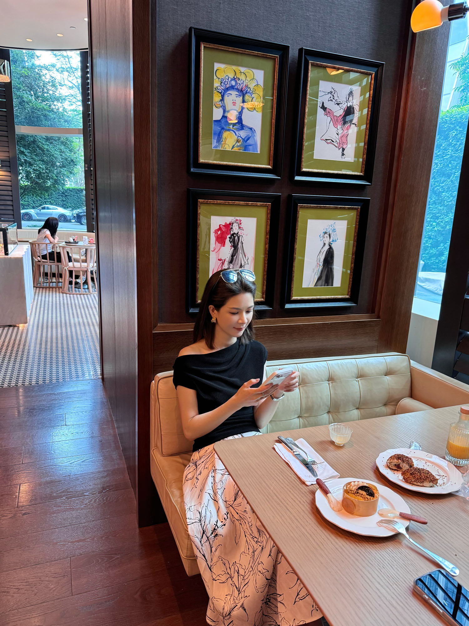 ANGELIAORIGINAL随性自在 醋酸斜肩露肩百搭气质设计感上衣#582