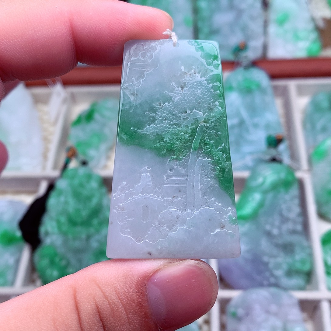 翡翠未镶嵌吊坠(不含链)