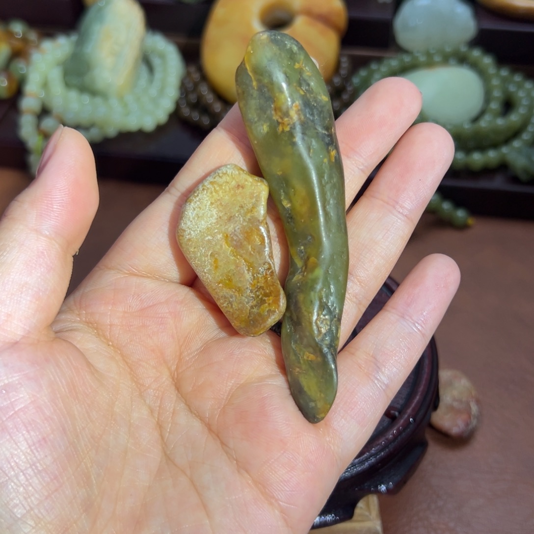 和田玉未镶嵌珠宝奇石