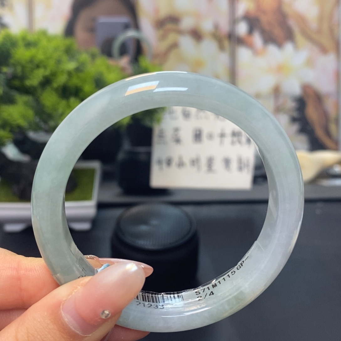 翡翠手镯未镶嵌正圈57晴水