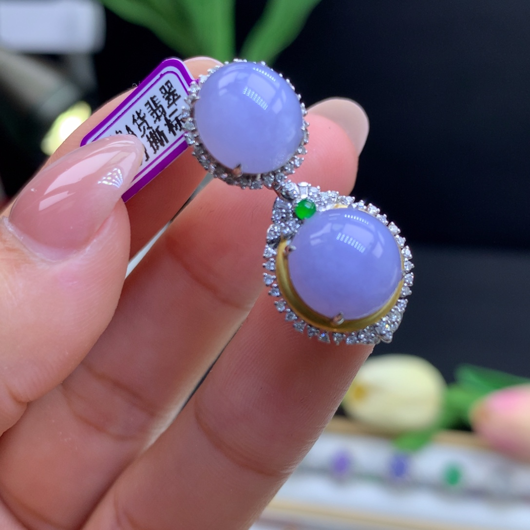 翡翠18K金镶嵌颈饰