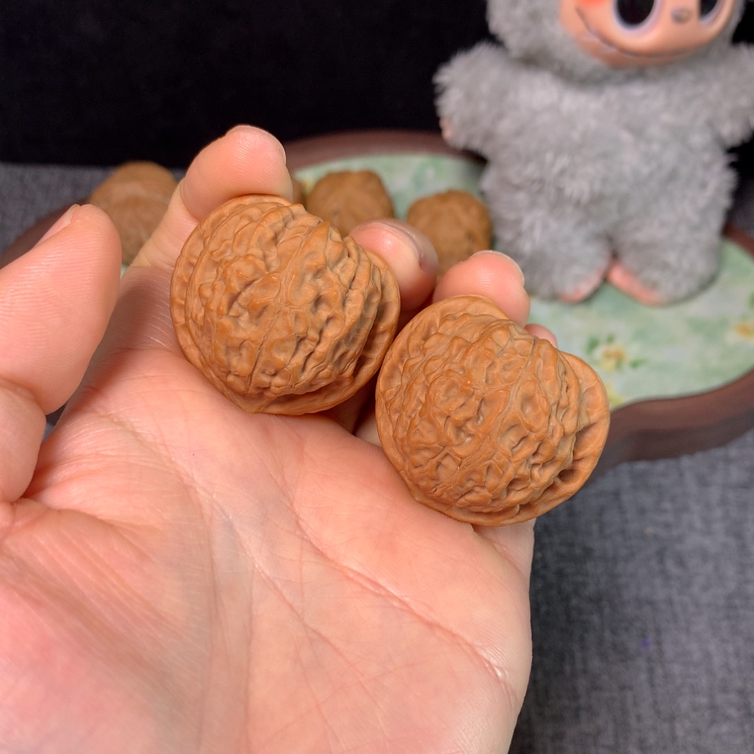 文玩核桃把件39金牛