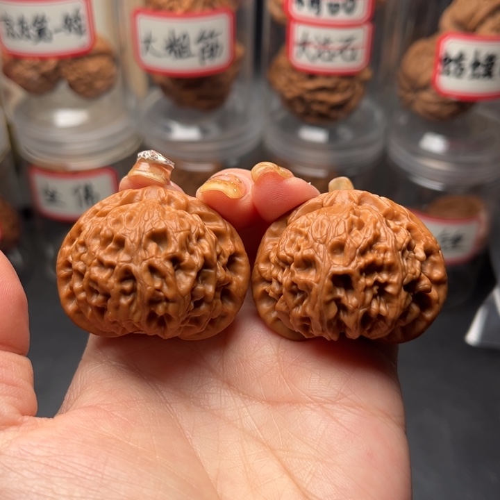 文玩核桃把件老树宫灯