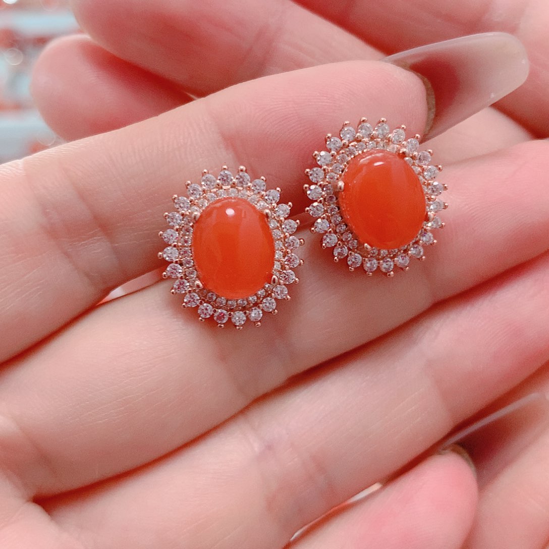 南红玛瑙耳钉银S925镶嵌