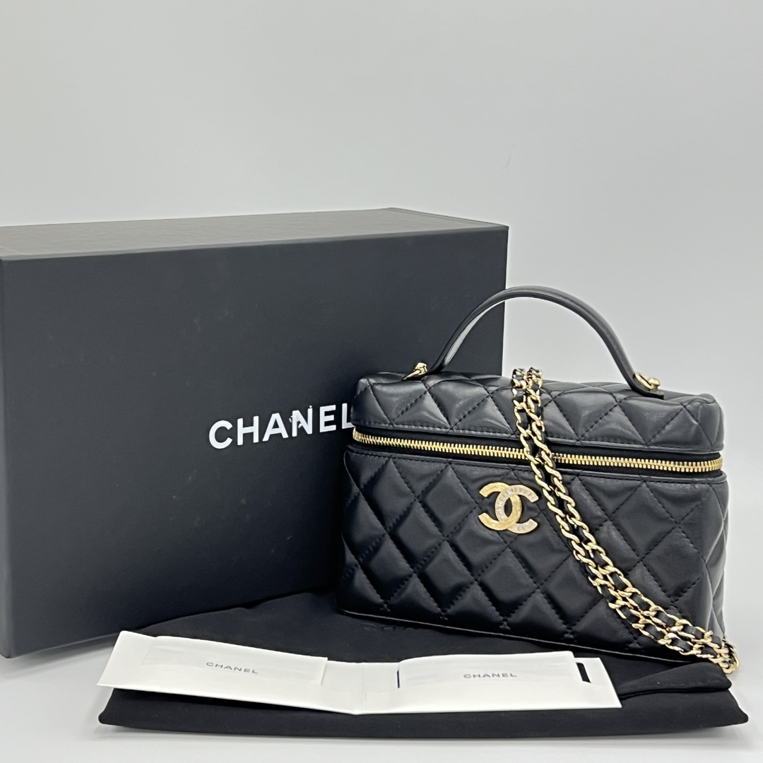 99新 Chanel/香奈儿 黑色鸳鸯扣LP25B盒子手提单肩斜挎包 21300