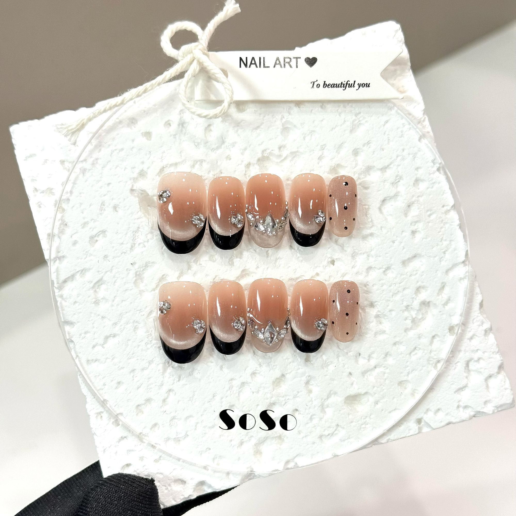 Nice SoSo【黑迷梦】纯手工穿戴甲纯欲手绘法式猫眼腮红碎钻冰透