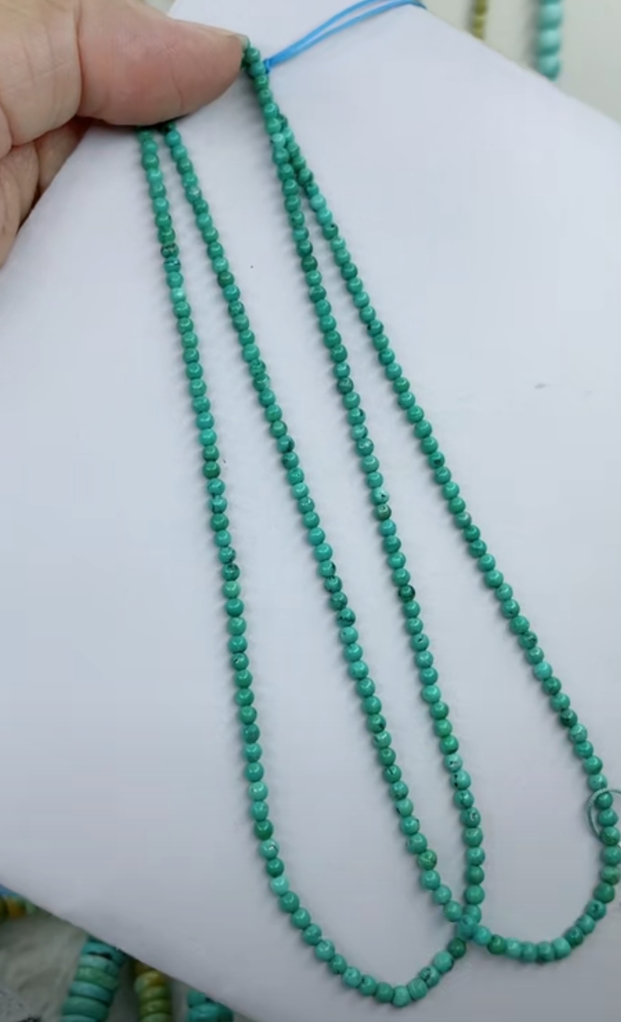 天然原矿绿松石米珠链卡2+