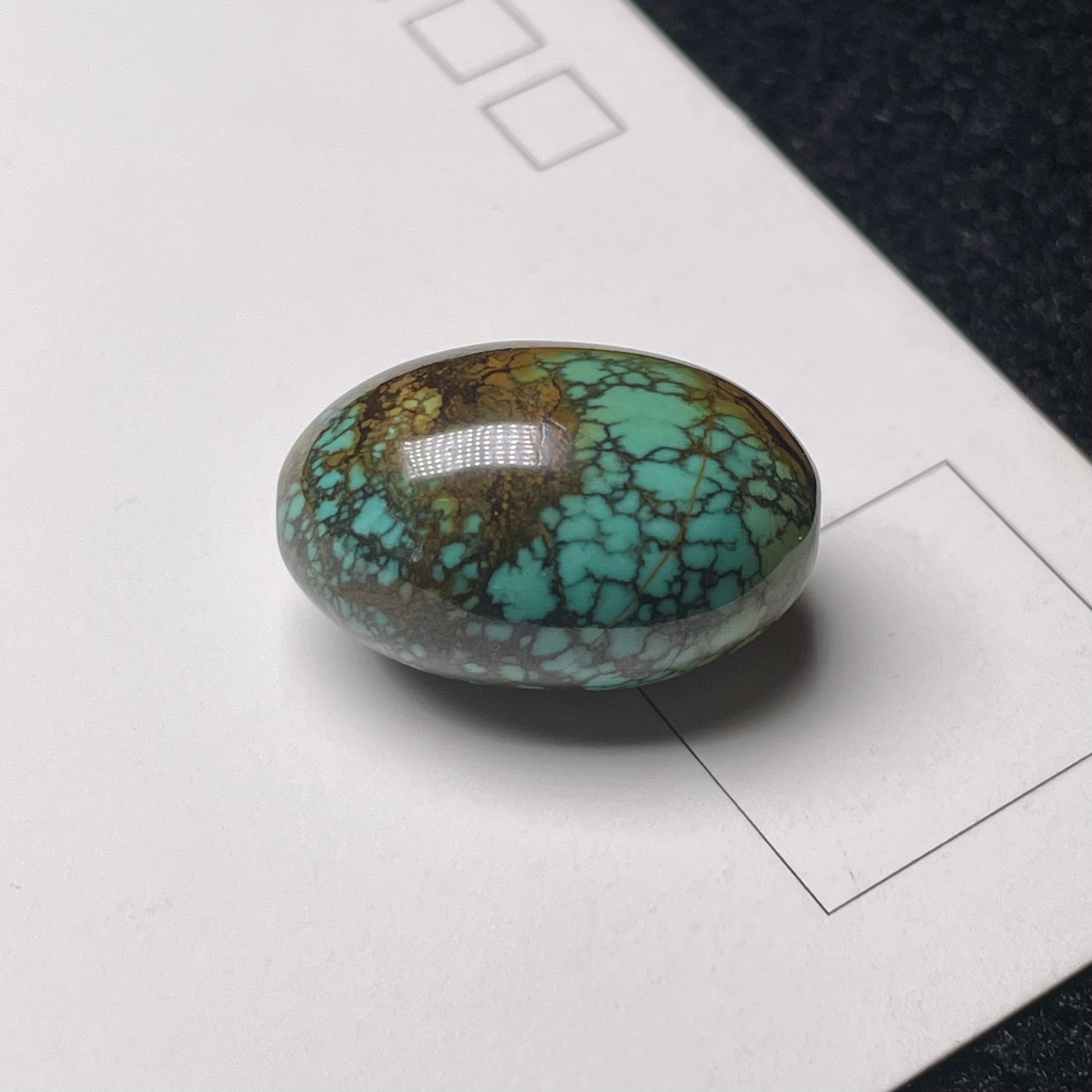 原矿高瓷无优化绿松石枣珠 直径13对孔21mm重6.1克三彩网花顶珠