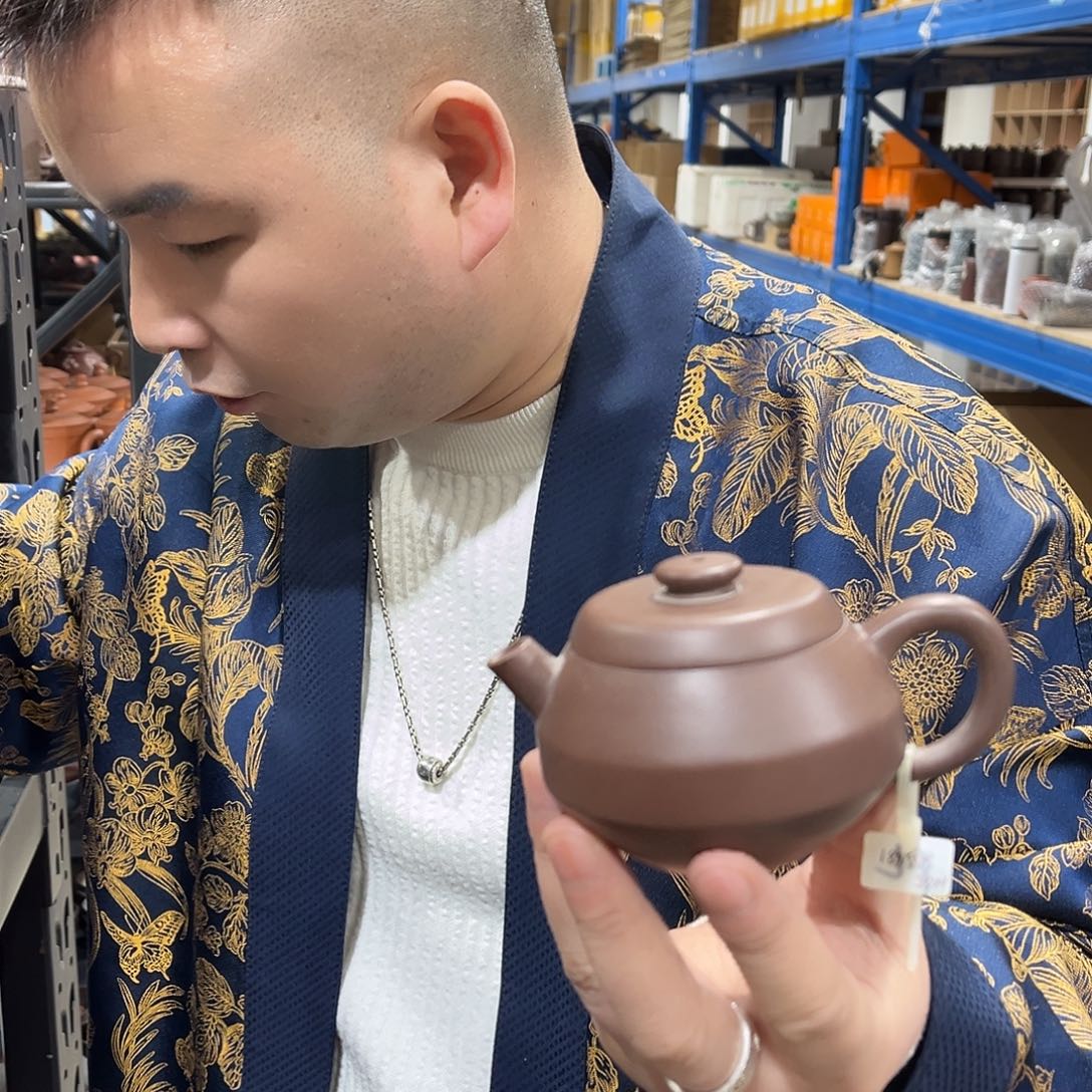 茶壶紫砂tlaloemomeno