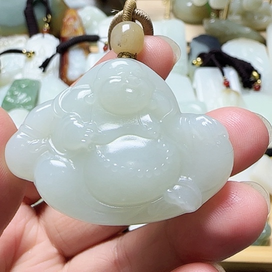 和田玉颈饰未镶嵌