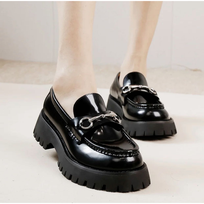 [轻奢]  范语茜时尚女装夏季四季简约乐福休闲鞋   2509-8