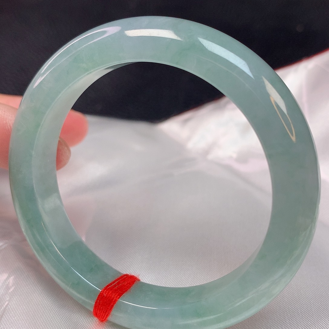 翡翠手镯未镶嵌52 翡翠手镯