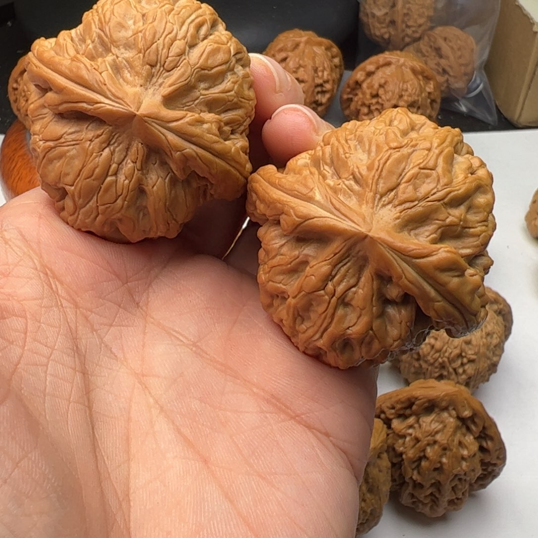 文玩核桃吊坠飘****生红锦鲤44