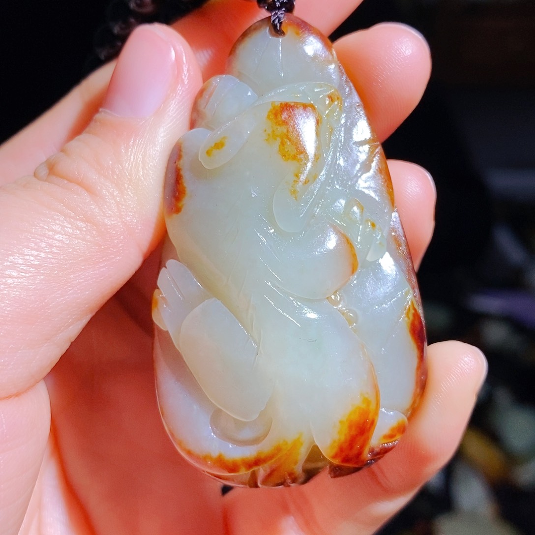 和田玉颈饰未镶嵌