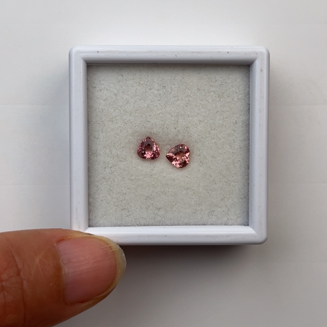 碧玺珠宝半成品未镶嵌天然全净无瑕无优化2p