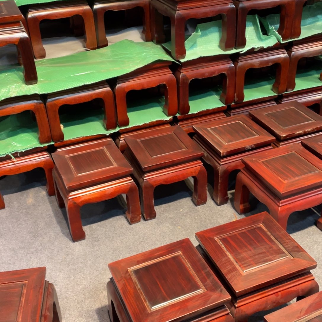 黑酸枝木类家具四方凳