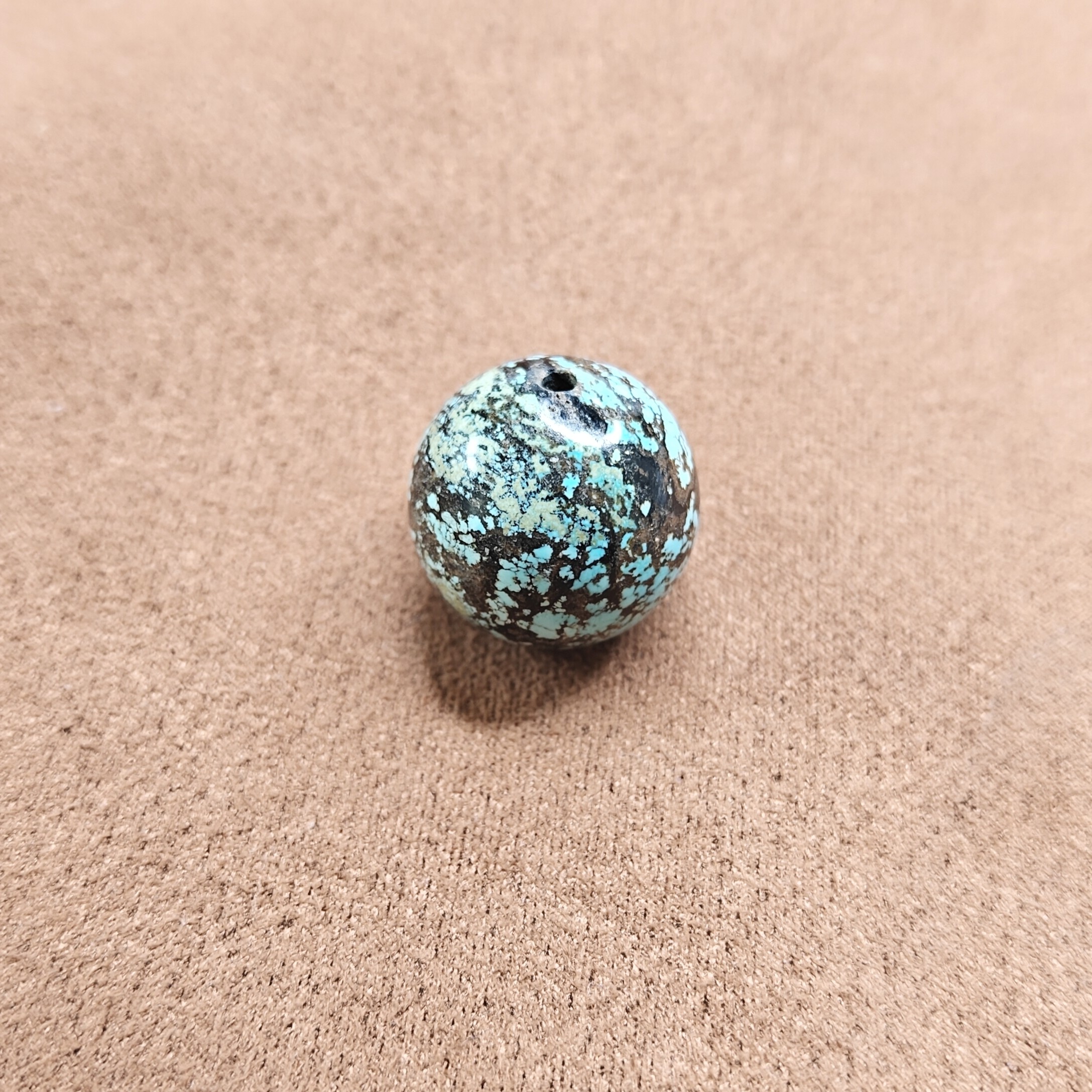 R202绿松石天然原矿无优化网花圆珠