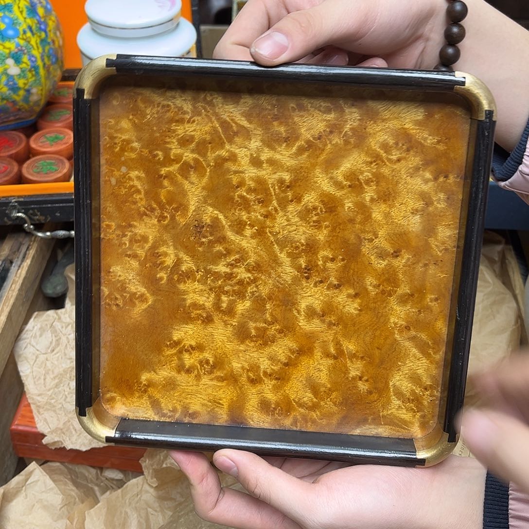 大叶紫檀（黑酸枝木类）