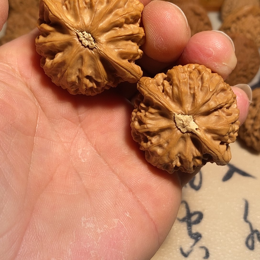 饕***餮吊坠文玩核桃宫灯