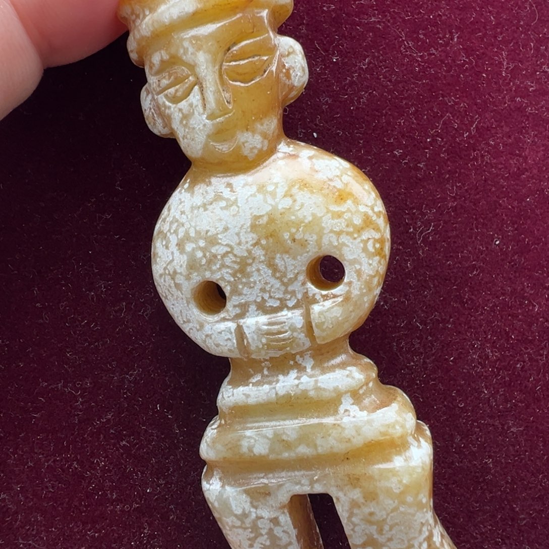 爱***食岫岩老玉（透闪石质玉）未镶嵌颈饰