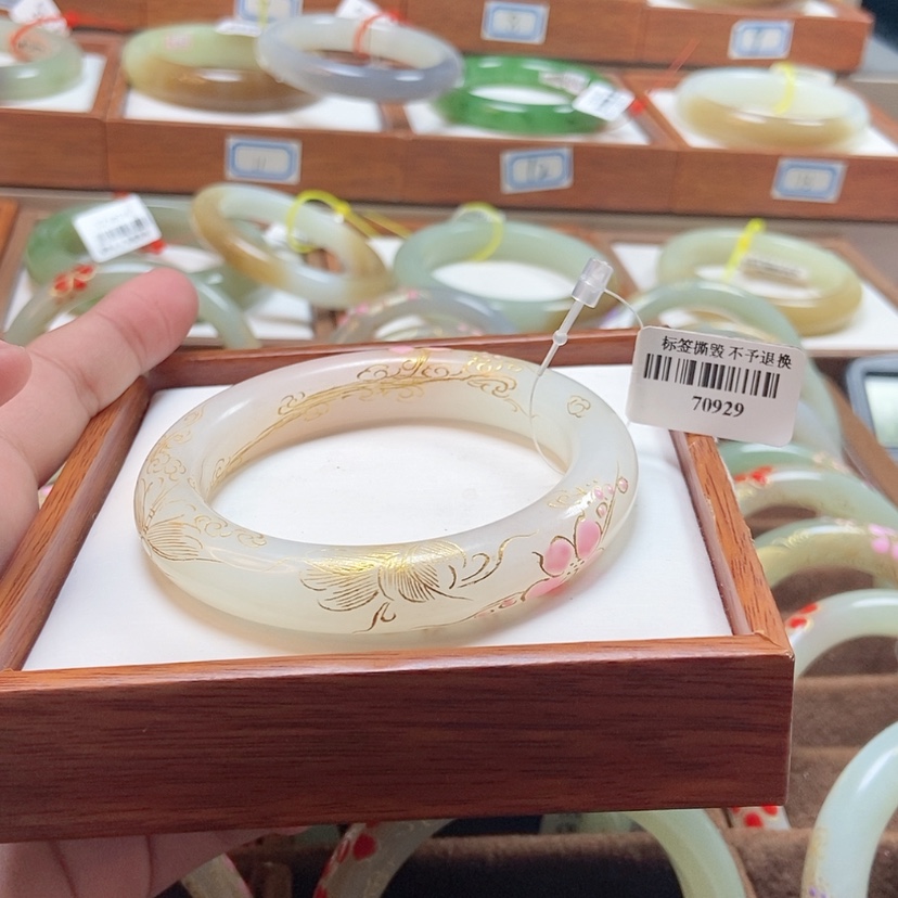 【闪购商品】和田玉手镯未镶嵌
