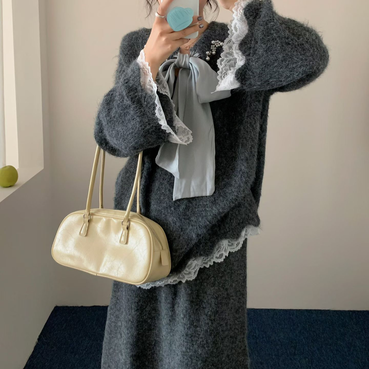 设计感钉珠蕾丝系带慵懒风毛衣套装女秋冬遮肚子显瘦半身裙两件套