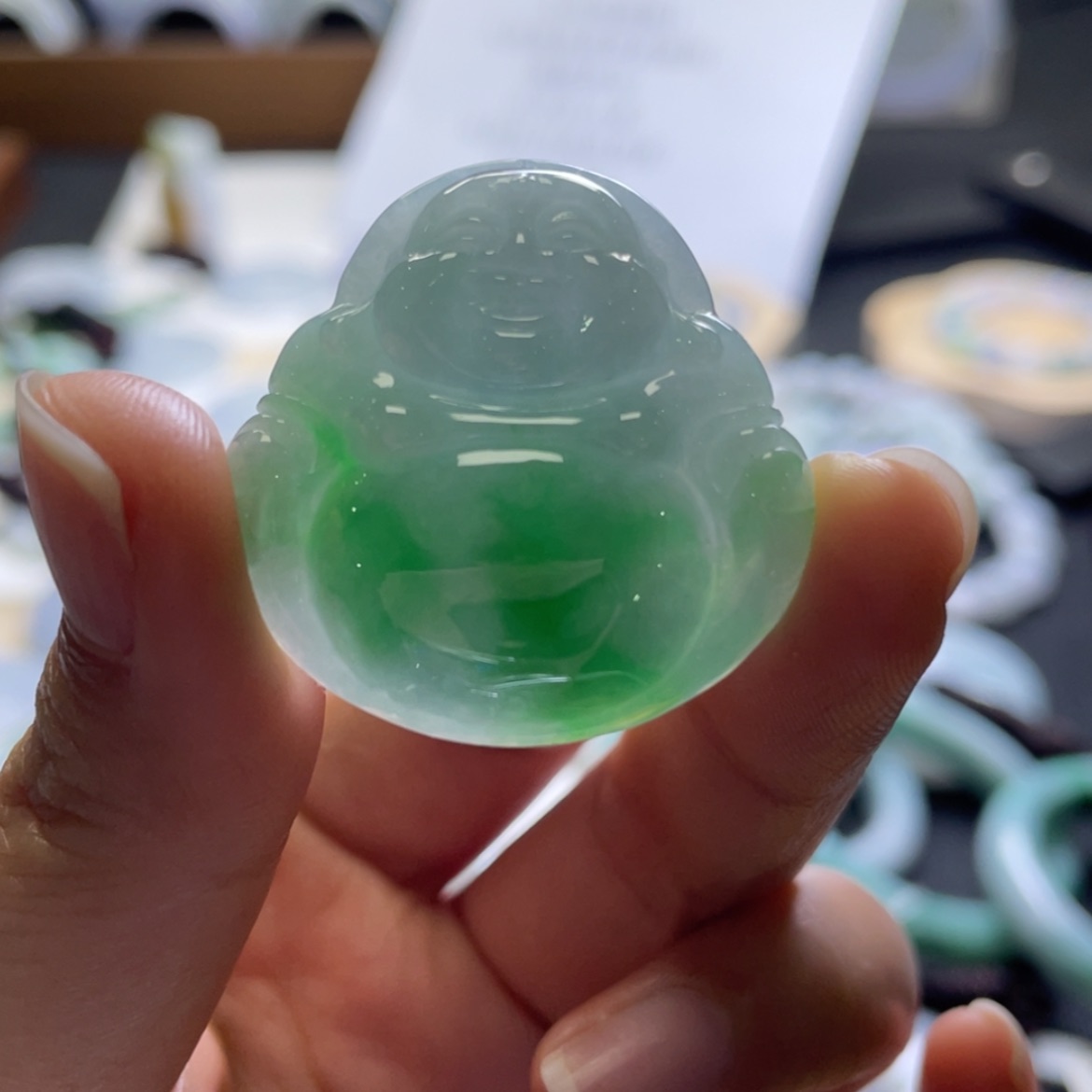 【闪购商品】翡翠颈饰未镶嵌飘阳绿大肚佛