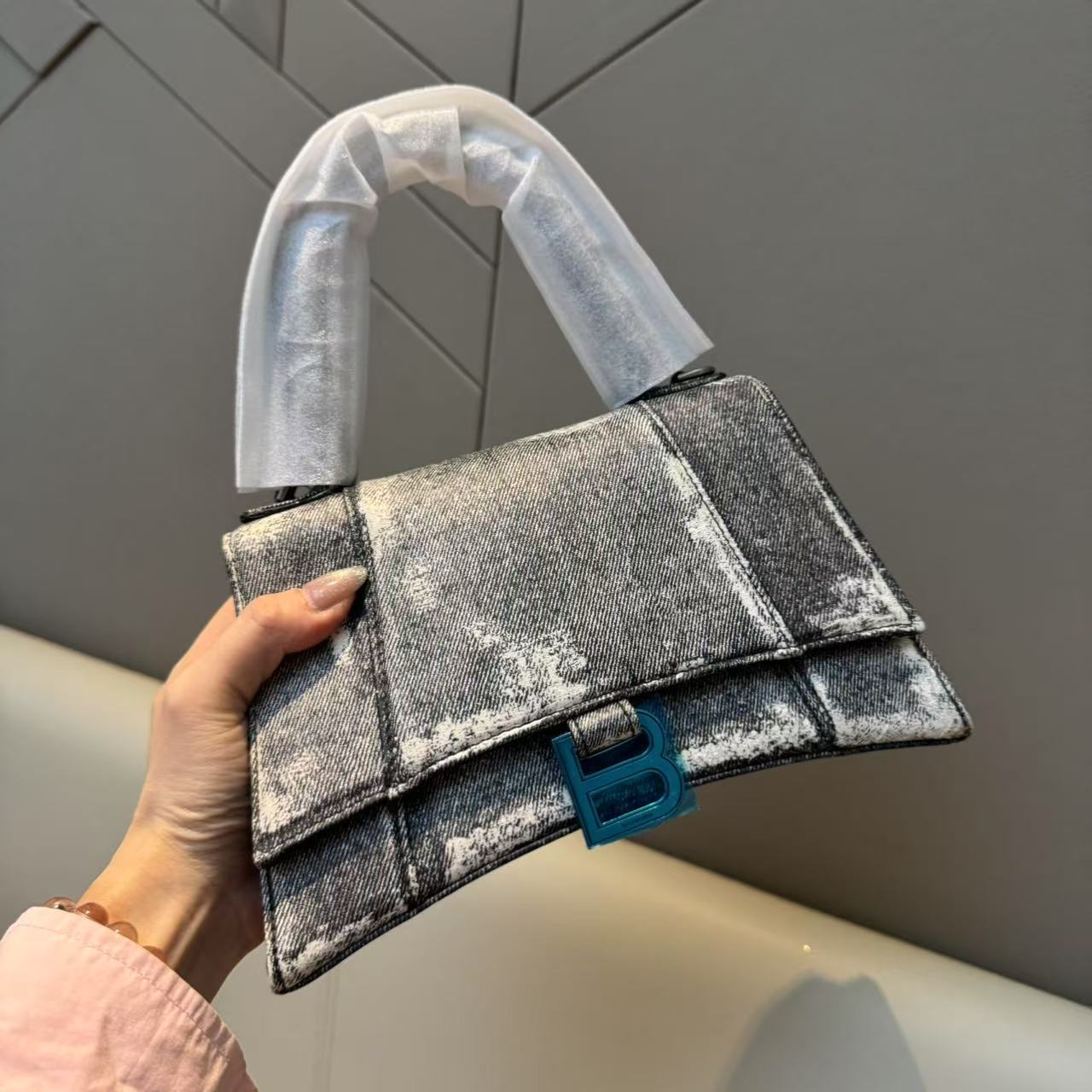 95新 Balenciaga/巴黎世家 银色沙漏包/非真假不退补不换