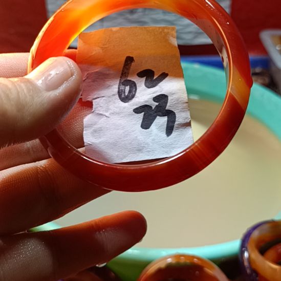 玛瑙/玉髓手镯未镶嵌