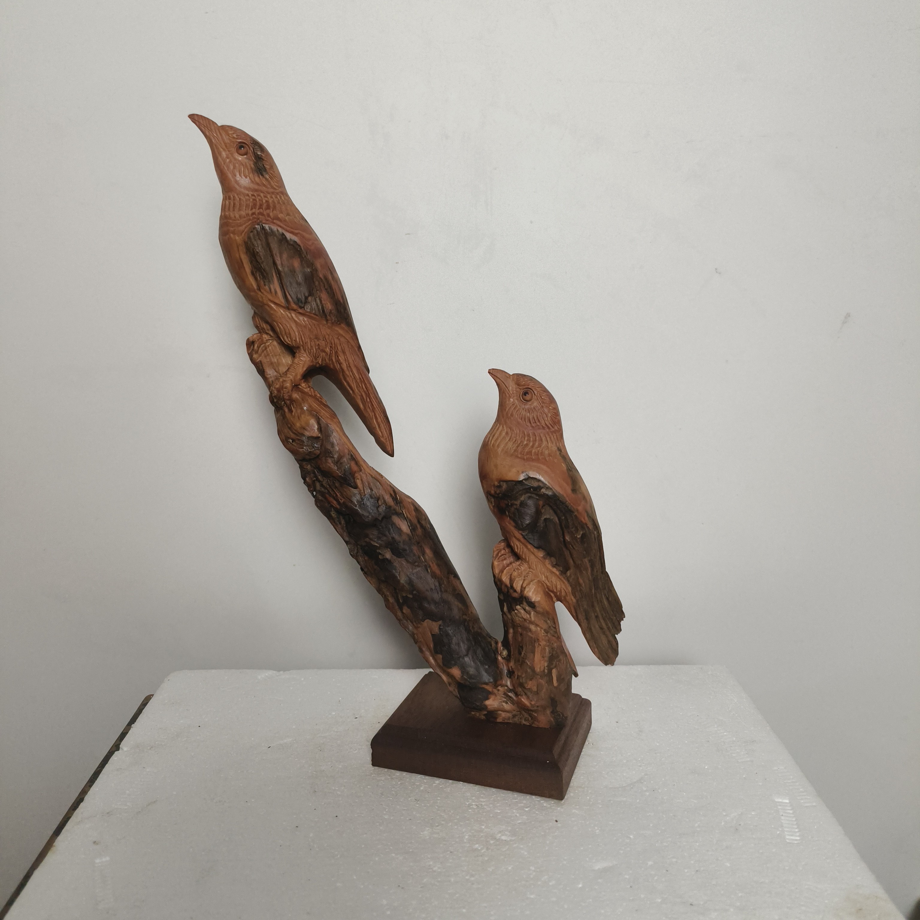 一木双鸟，琥珀木，天然巧雕，立体镂空雕刻，尺寸长27宽8高36.5公分。