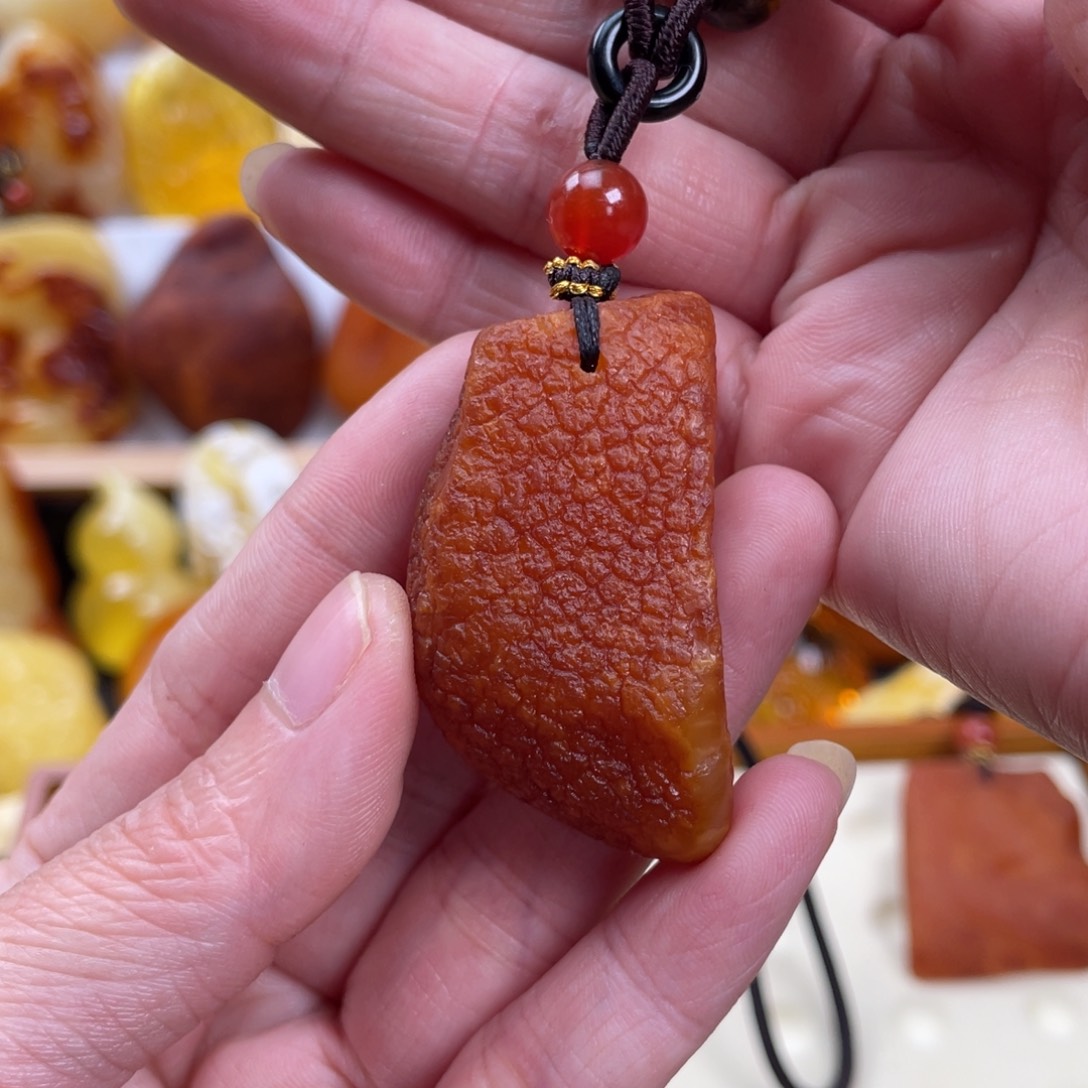 蜜蜡项链未镶嵌12.6克