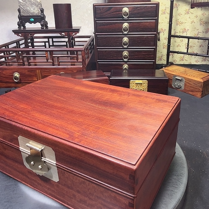 染料紫檀（血檀）血檀