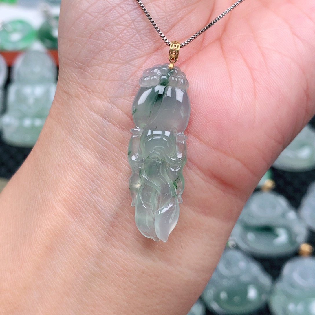 翡翠吊坠(不含链)18K金镶嵌