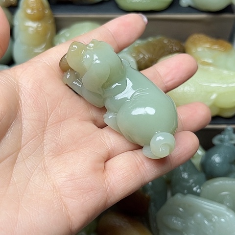 颈饰未镶嵌和田玉蛋***仔