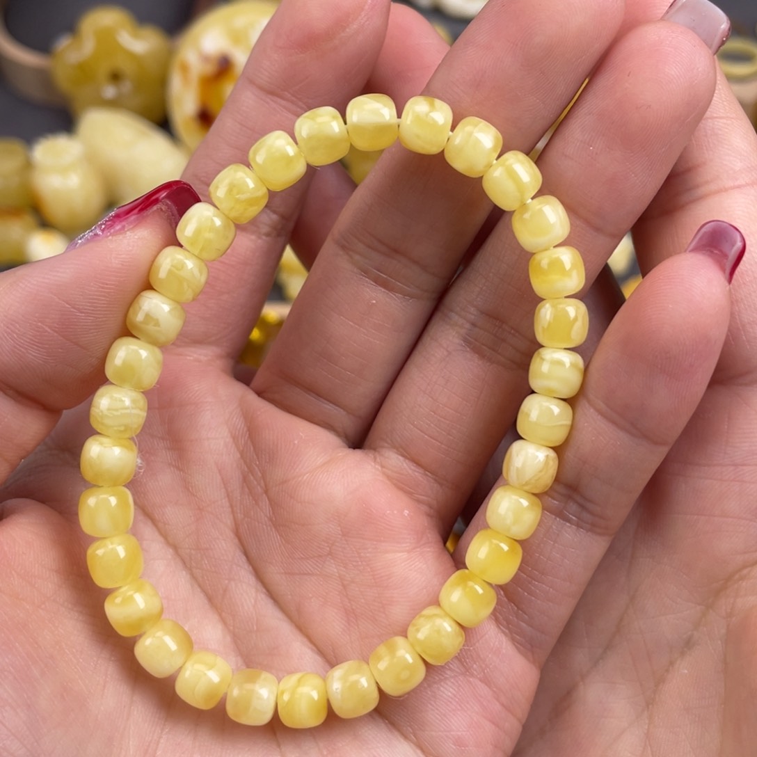 琥珀裸石未镶嵌蜜蜡