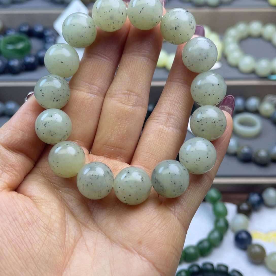 和田玉手链未镶嵌