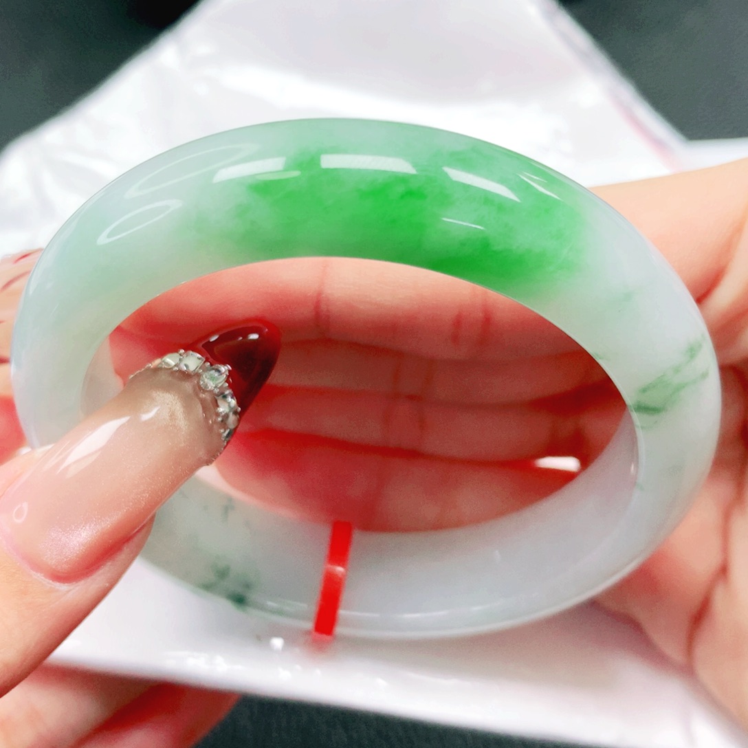 翡翠未镶嵌手镯55