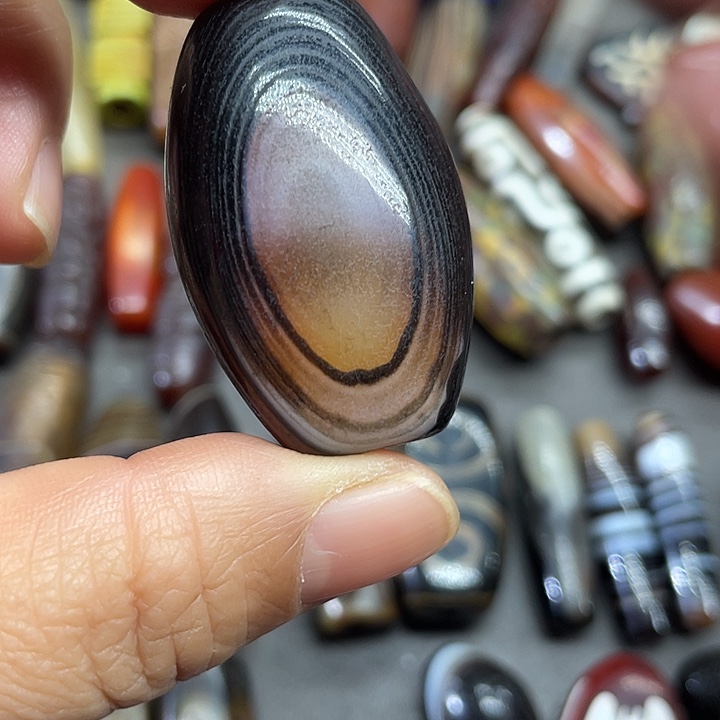 涛***哥玛瑙/玉髓未镶嵌颈饰