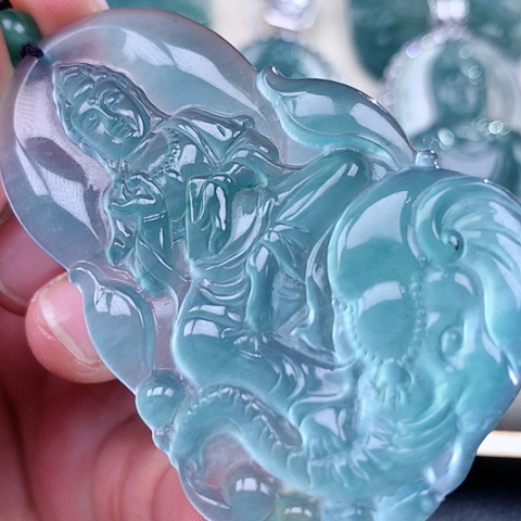 【闪购商品】翡翠颈饰未镶嵌天然翡翠