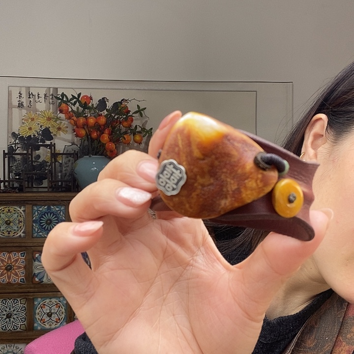 蜜蜡手镯未镶嵌手镯