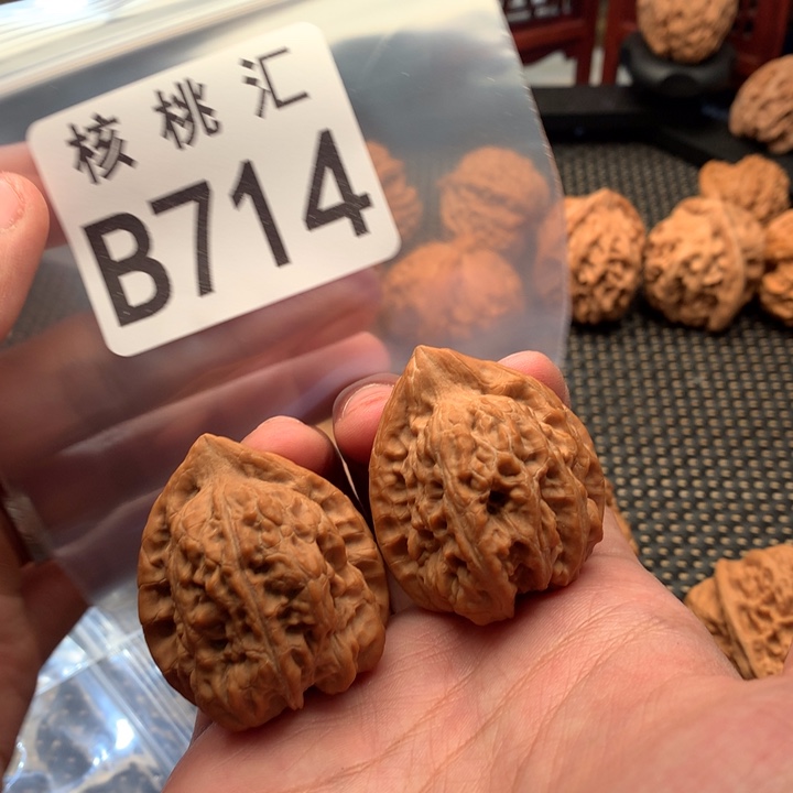 吊坠文玩核桃赤龙