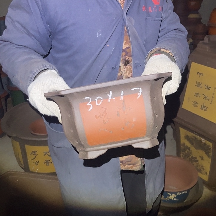 紫砂花盆紫砂花盆和